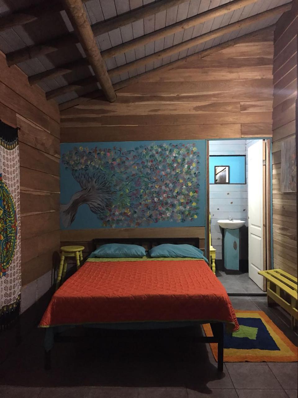 Wood House Hostel La Fortuna ภายนอก รูปภาพ
